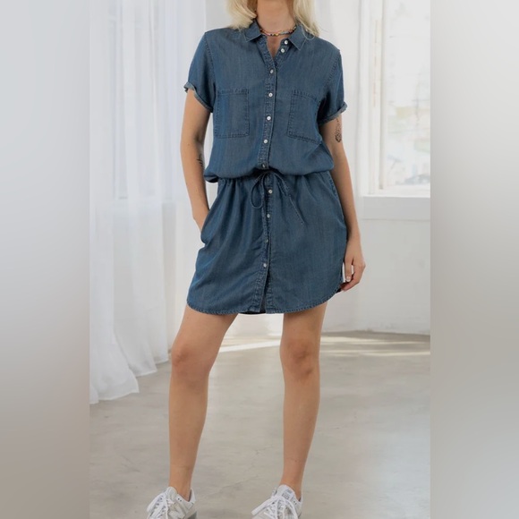 lovestitch Dresses & Skirts - Lovestitch Denim Blue Shirt Dress Short Sleeves Button Front Tie Waist Medium